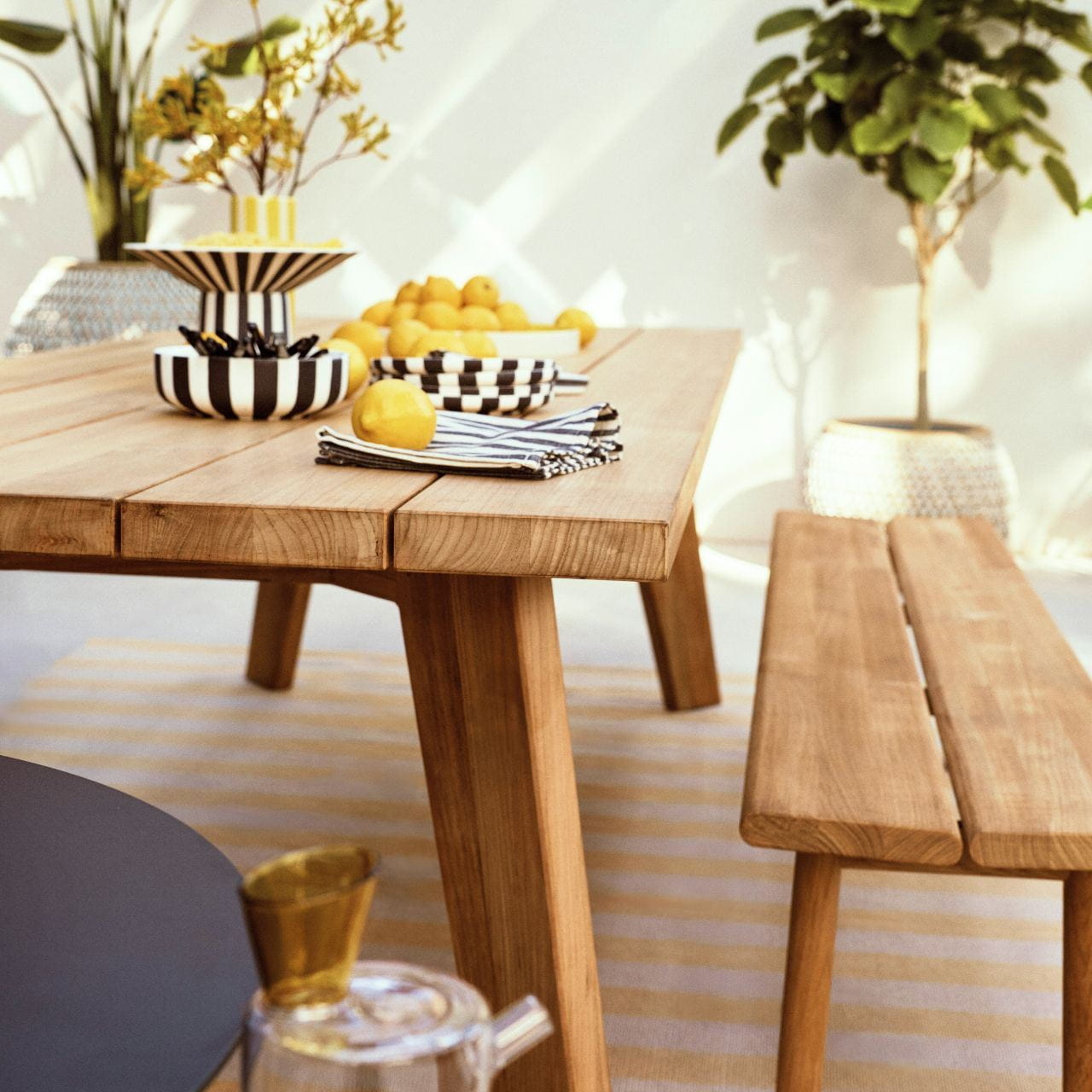 DEDON SOLYD Luxury Dining Table Collection