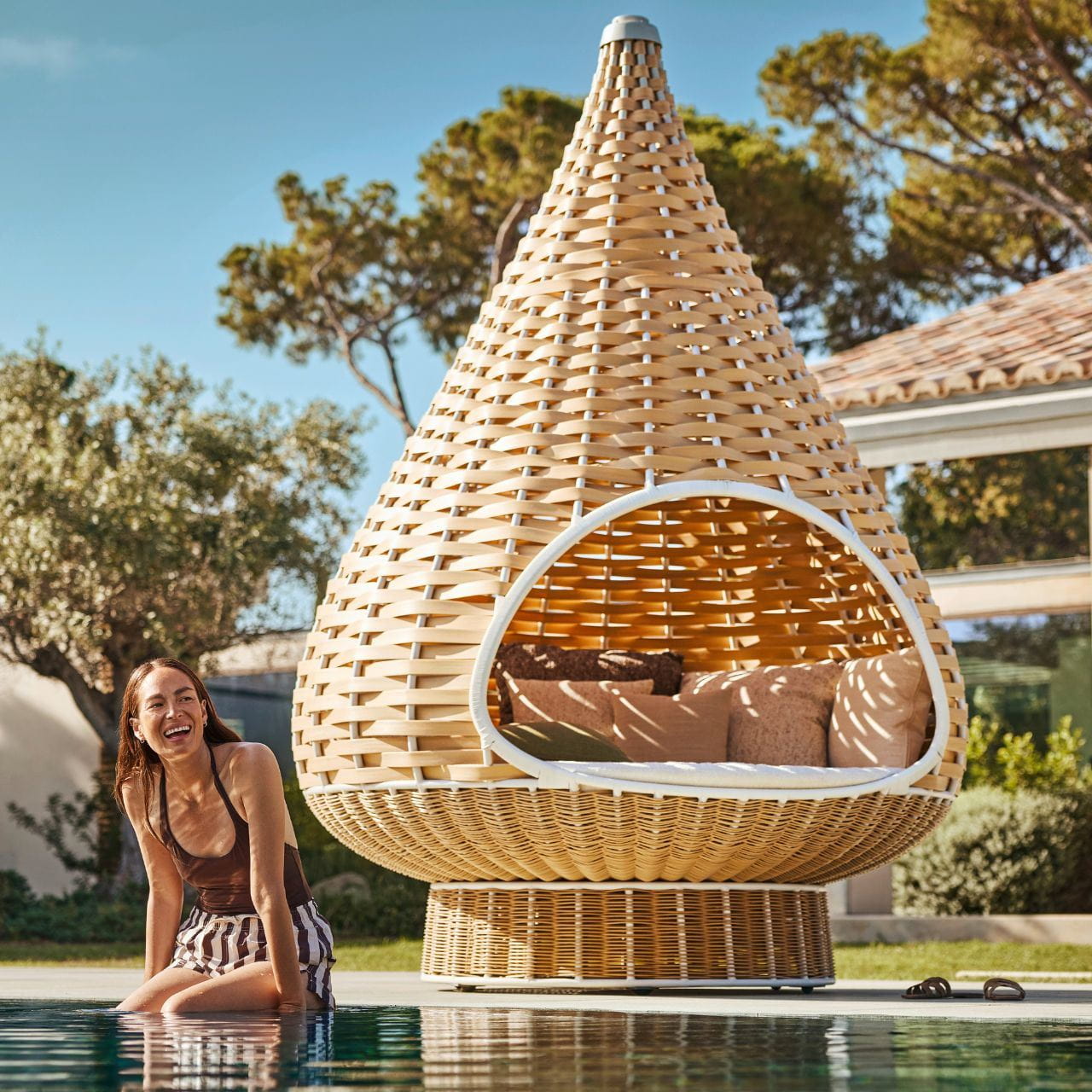 DEDON SEASHELL NUO and BELLMONDE