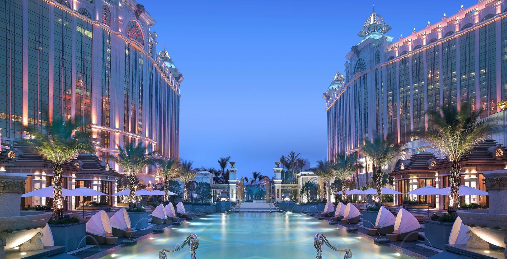 DEDON Projects and credentials