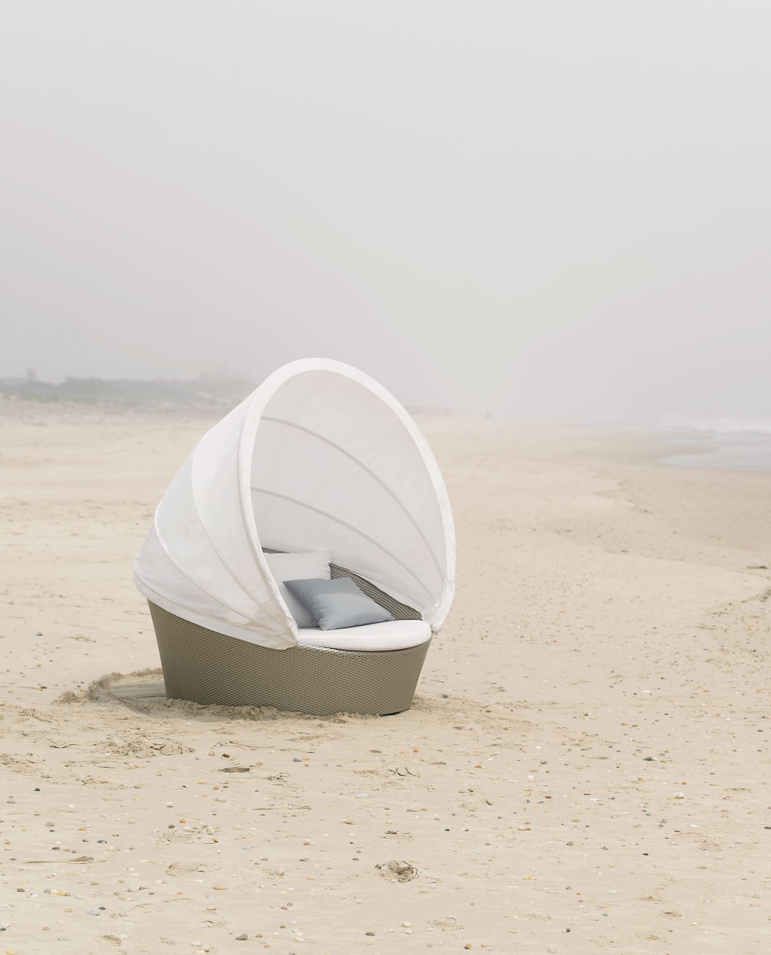 Dedon Orbit High 106