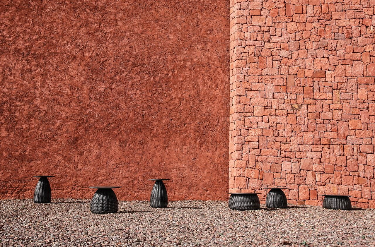 Dedon Mbrace overview teaser quer