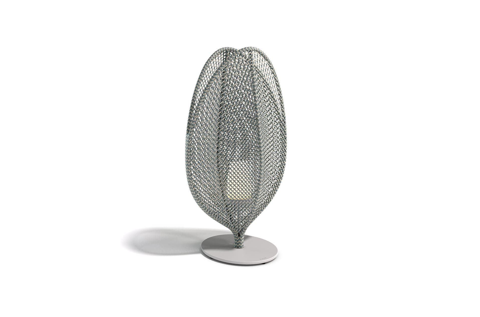 DEDON SCOORA Lantern L willow touch by Hoffman & Kahleyess