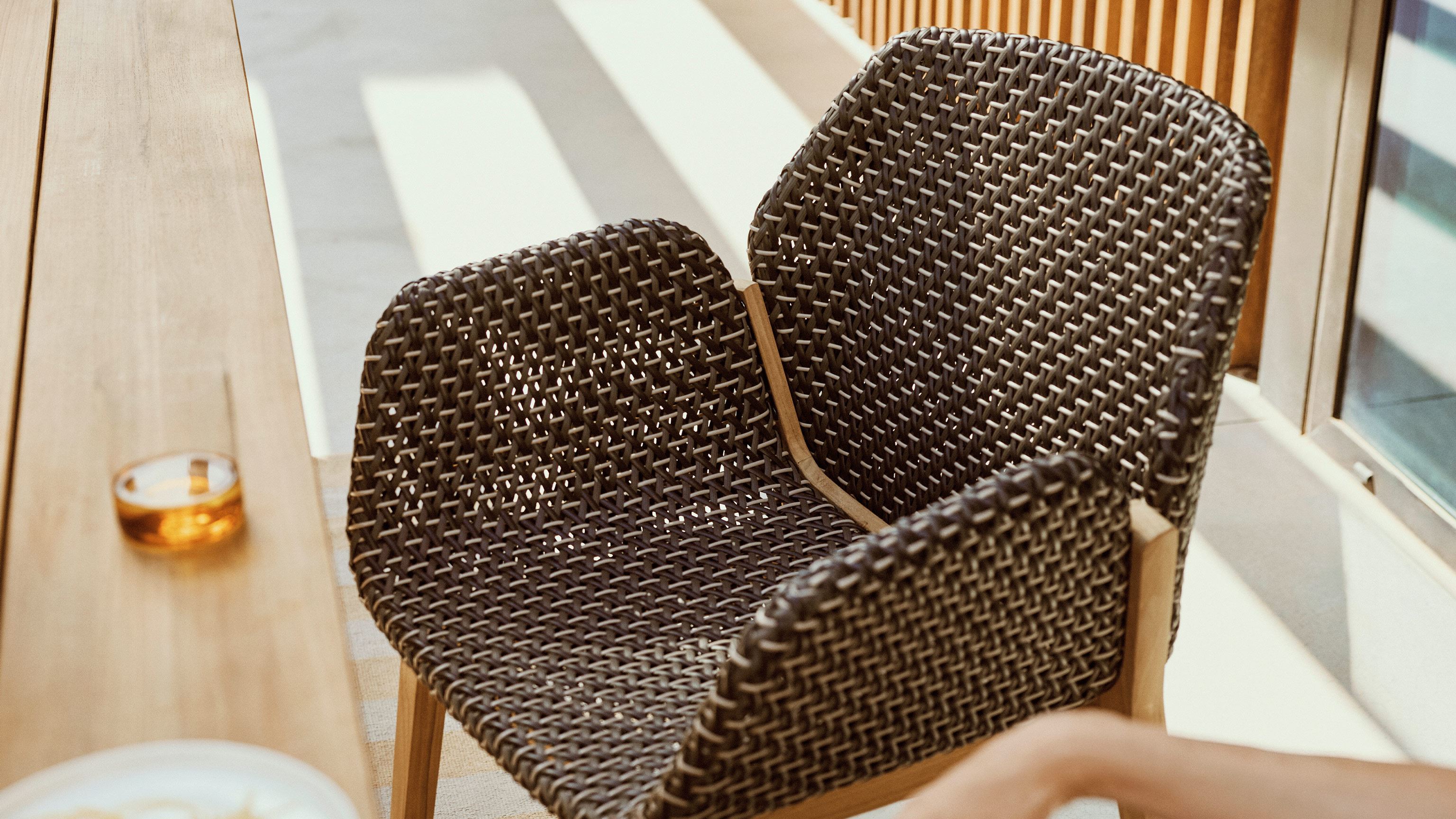 DEDON CALADIO designed by Hoffmann & Kahleyss 