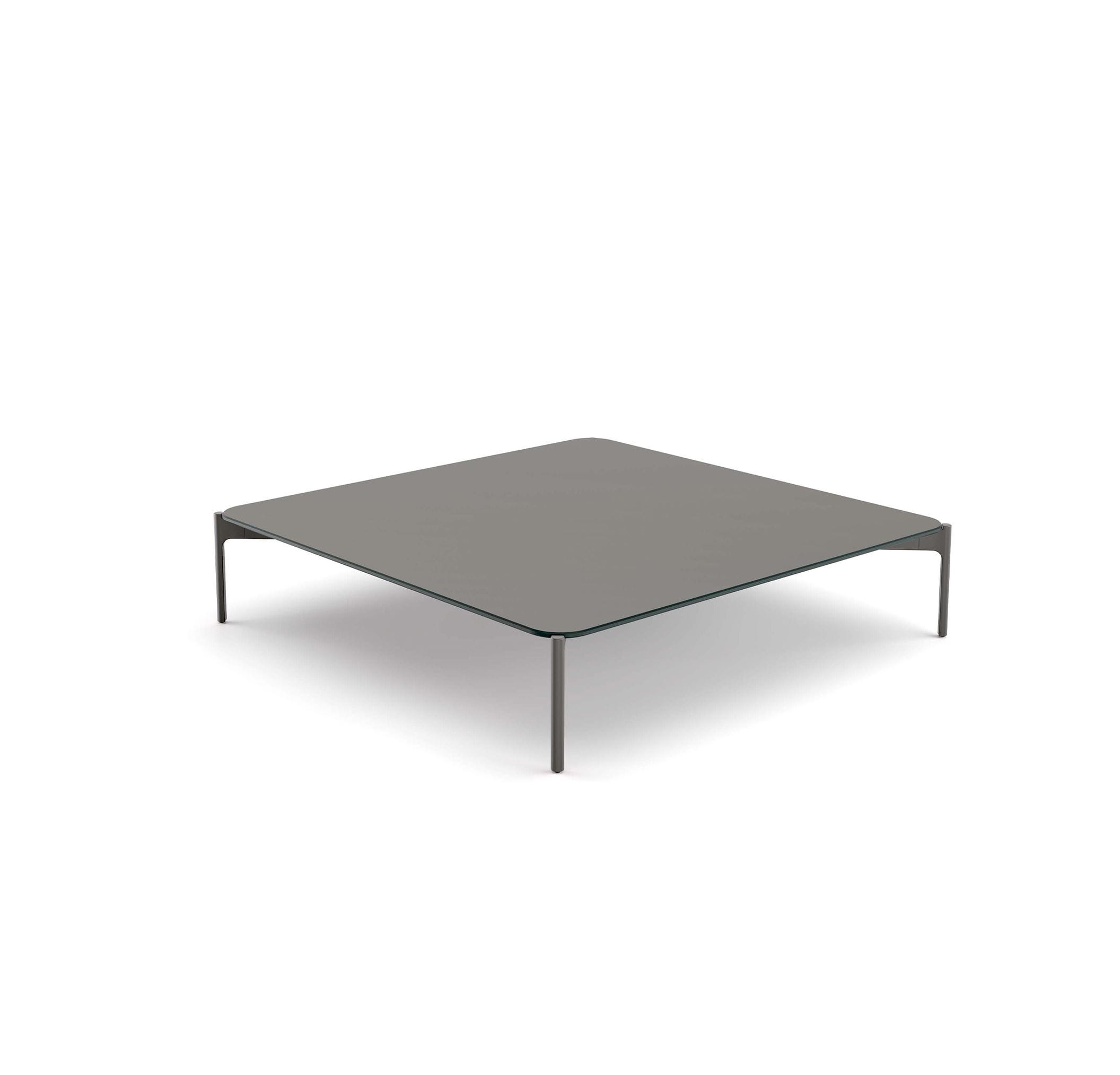DEDON | IZON | Coffee table