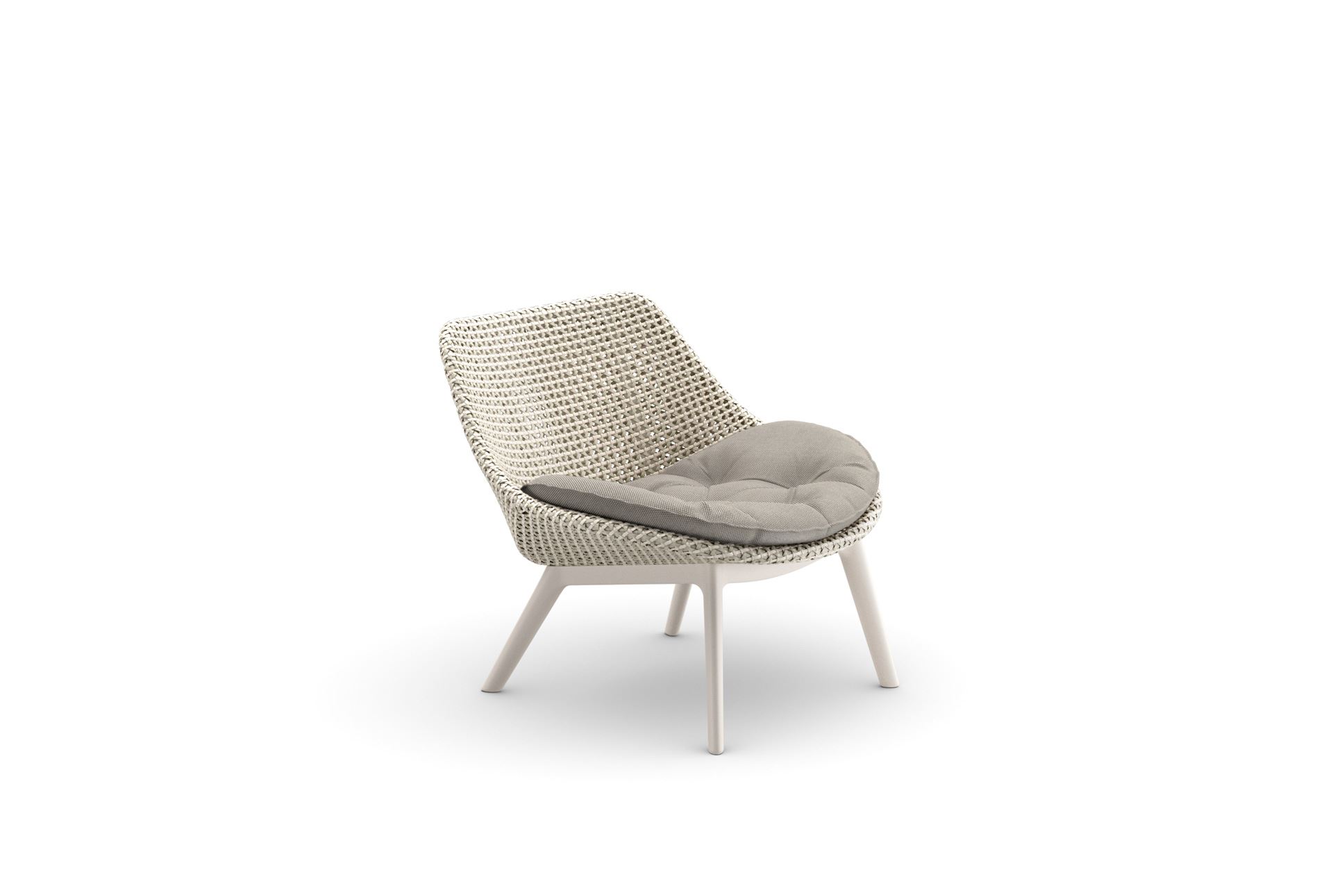 DEDON MBRACE ALU Club chair sea salt lipari