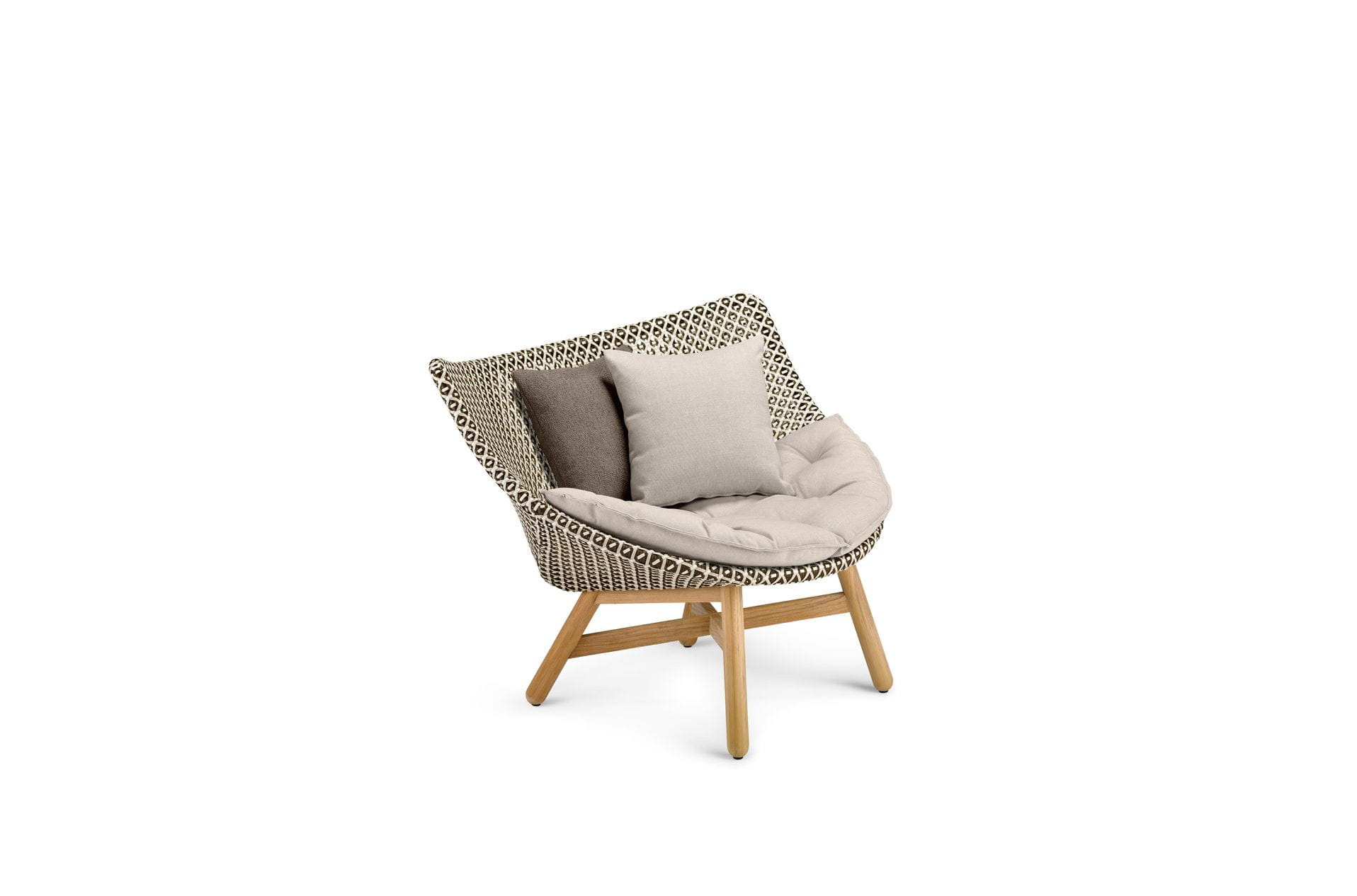 DEDON-Mbrace-Loungechair-decocushion-pepper