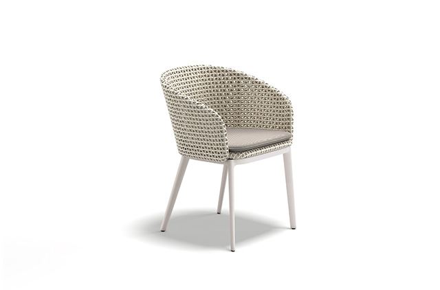 DEDON MBRACE ALU Armlehnstuhl sea salt lipari