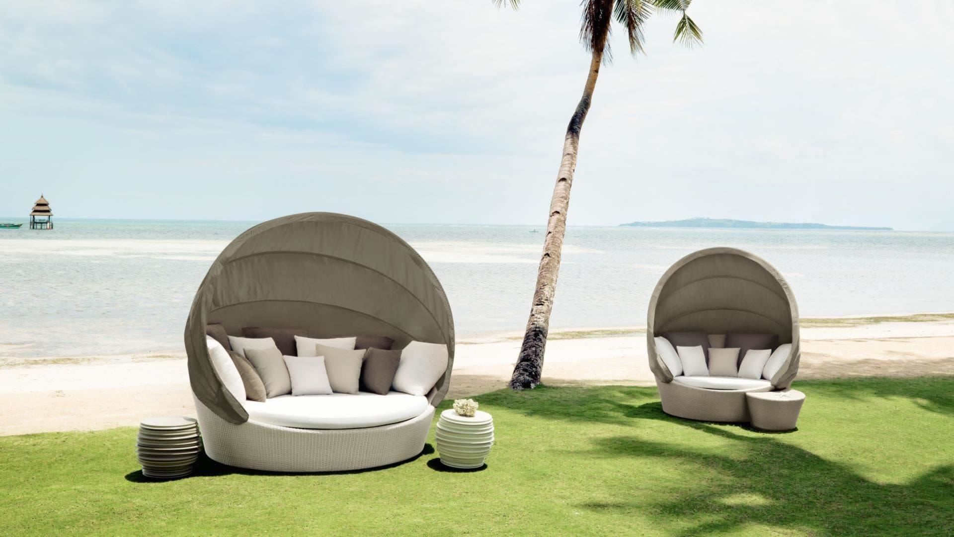 DEDON Furniture ORBIT AND ORBIT XXL