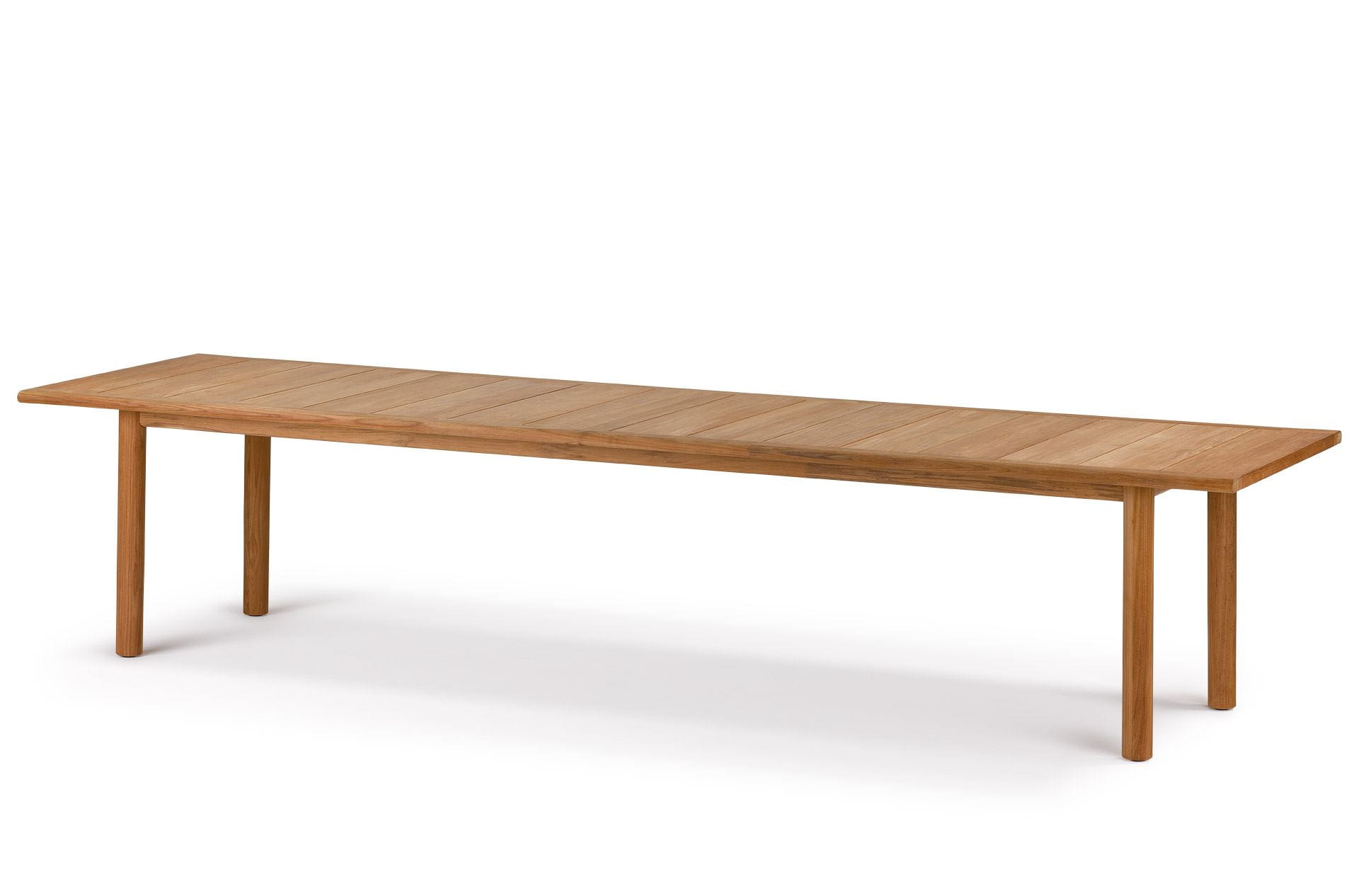 DEDON-TIBBO_Dining-table