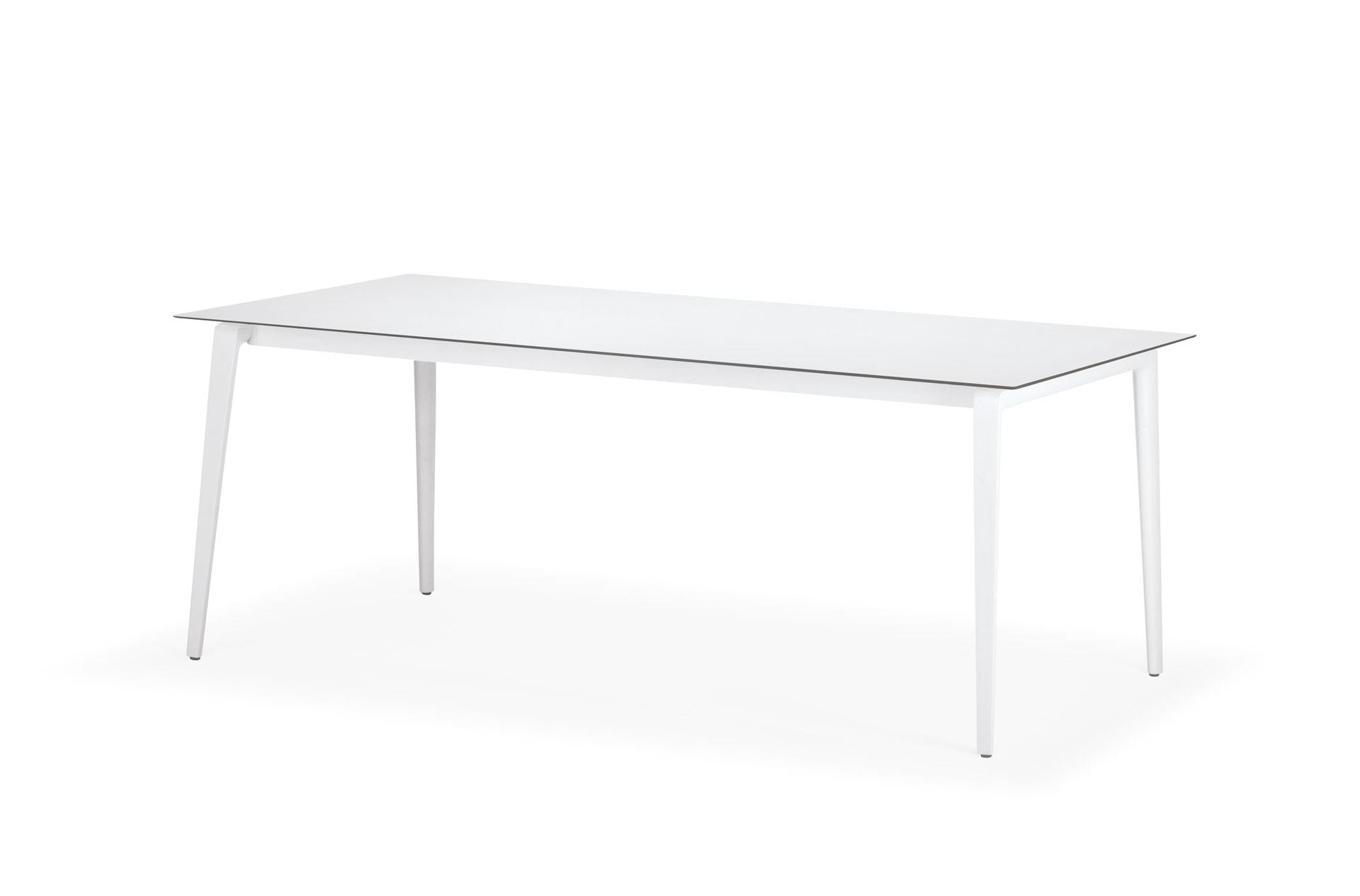 Dedon Wa Dining Table