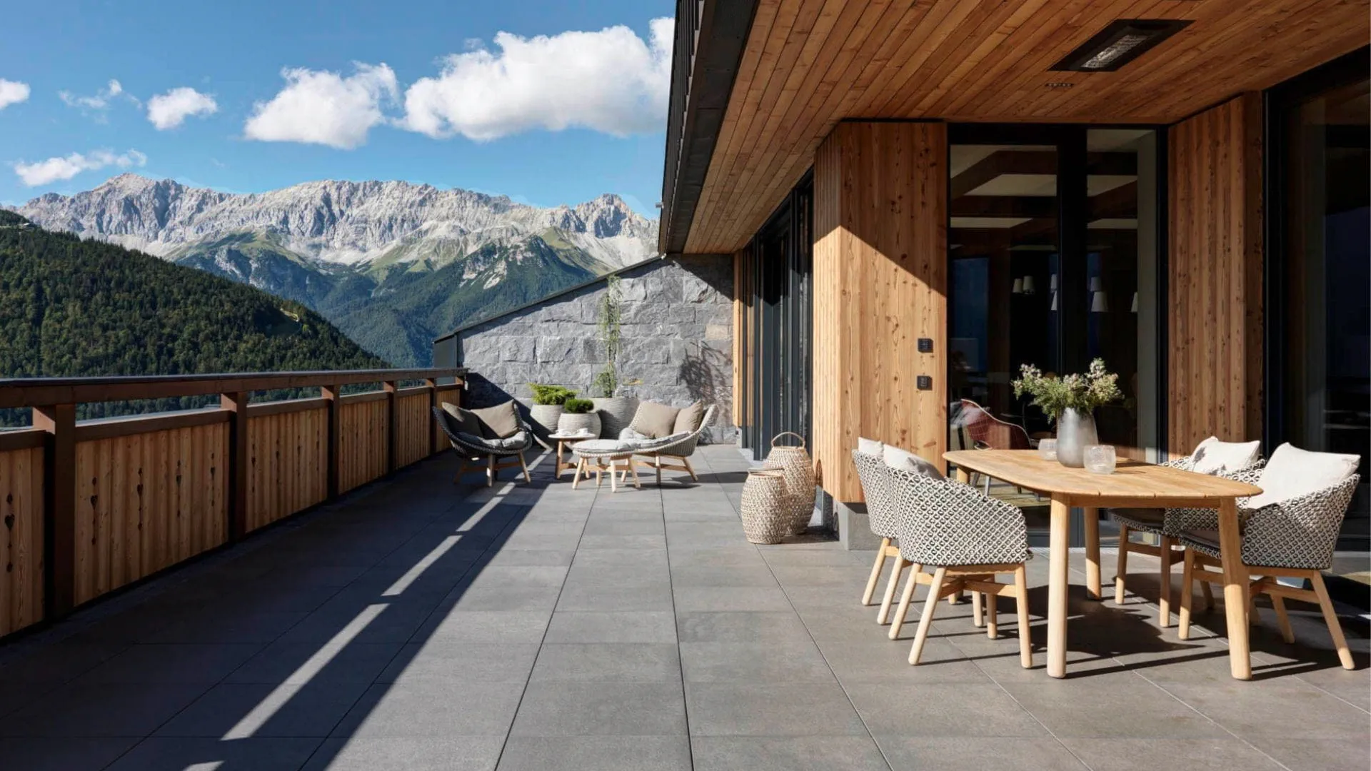DEDON MBRACE Collection at Interalpen-Hotel Tyrol